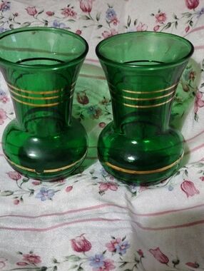 Anchor Hocking MCM Bud Vases. Set Of 2. No Chips Or Cracks. 3 3/4 " Tall